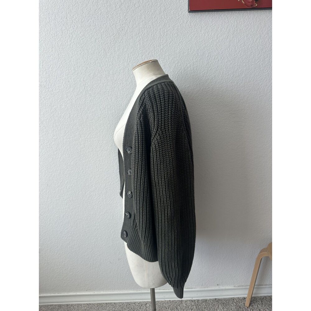 Everlane The Boxy Cardigan in Everyday Cotton - Picture 2 of 7